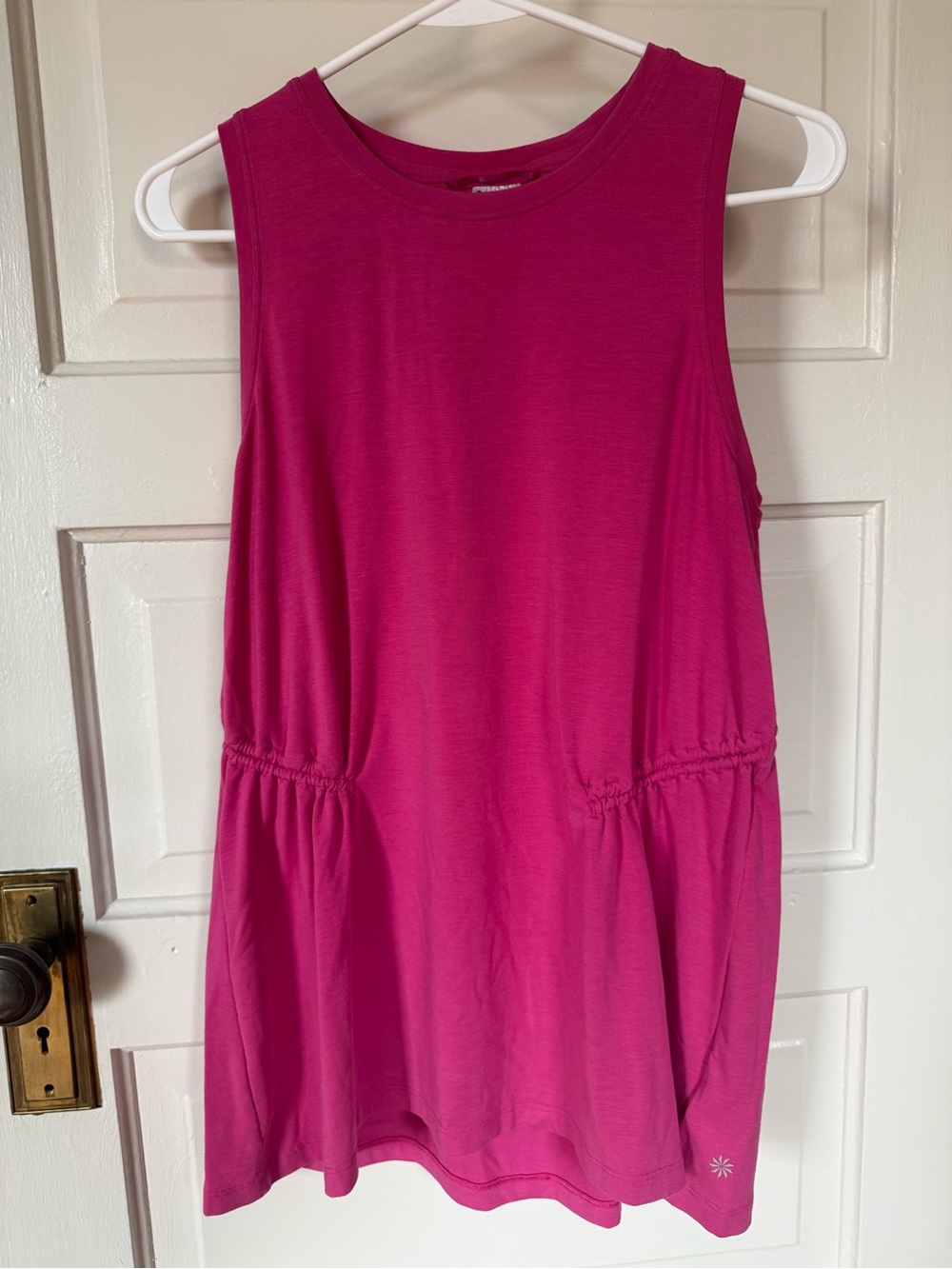 Athleta Women's Sleeveless Ruched Waist Tank Top Pink Fuchsia size Medium